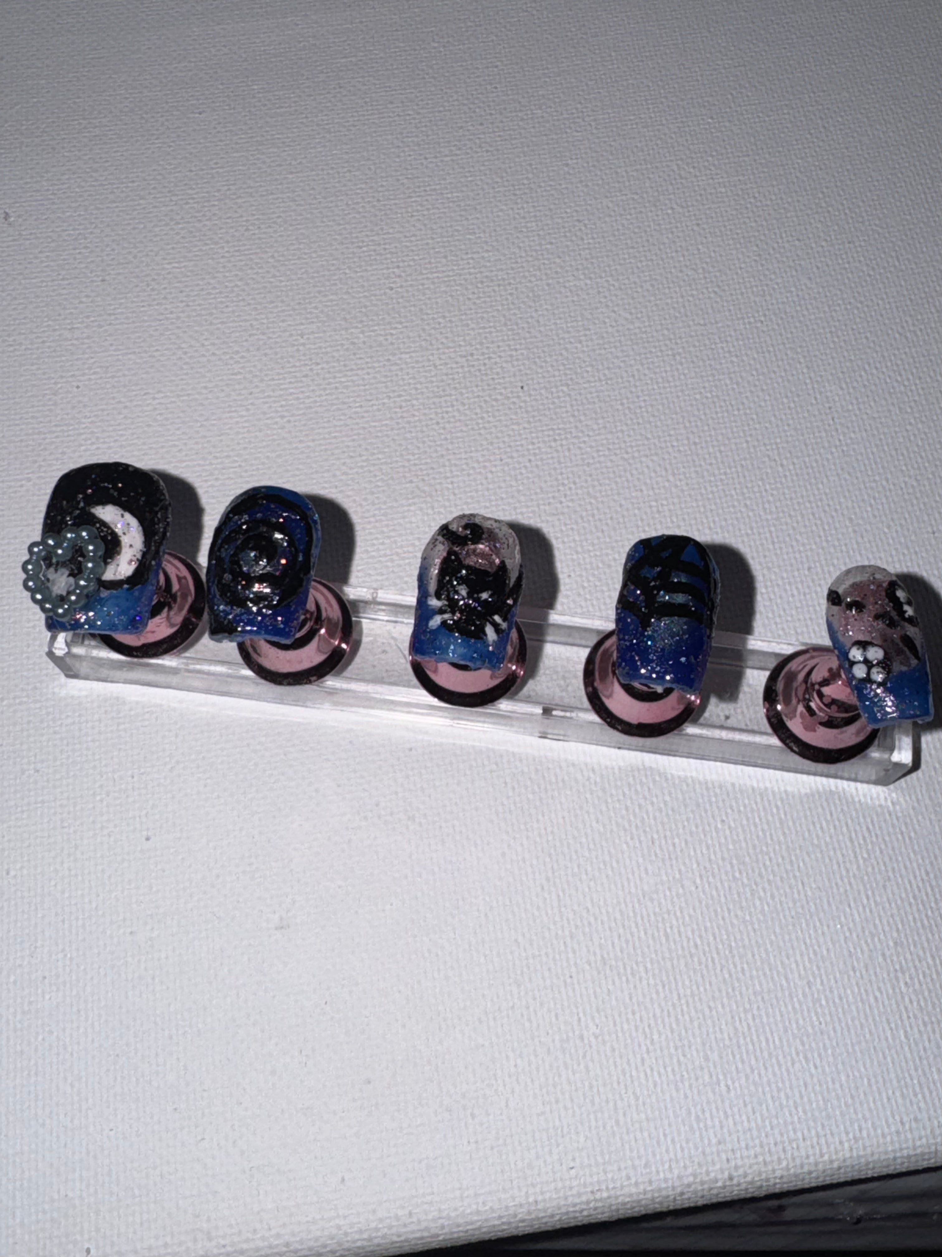 Coraline 💙 | Press-On Nails (Short length)